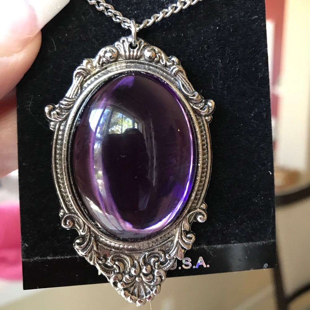 Necklace purple glass and silver tone - Gothic